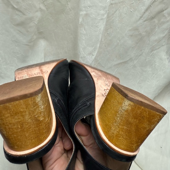 Bernardo Luna Black Leather Knot Peep Toe Sandals Block Heel Boho Size 7 - Picture 8 of 10